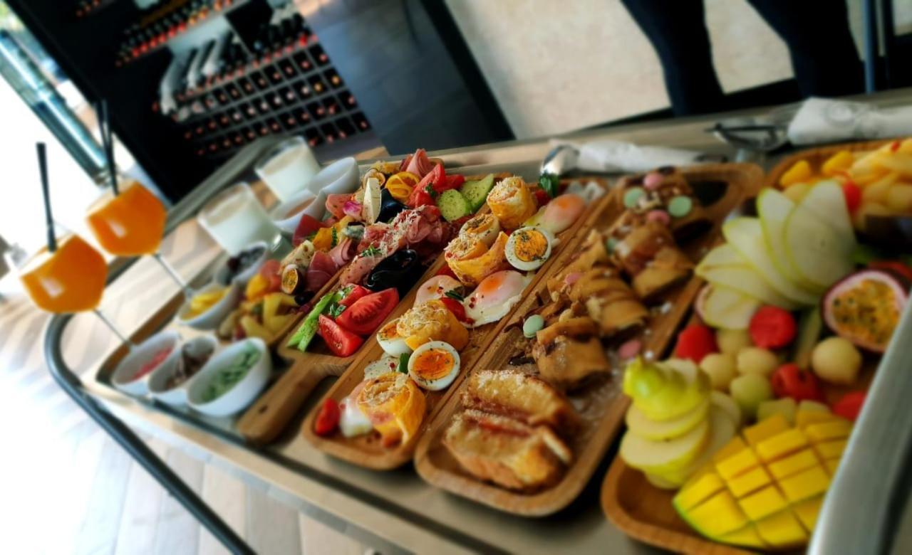 Poda Boutique Hotel Ksamil Esterno foto